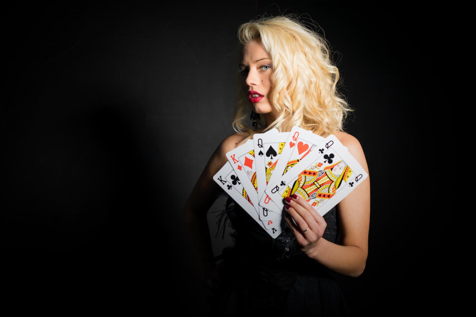 Managing Your Money at the Online Casino